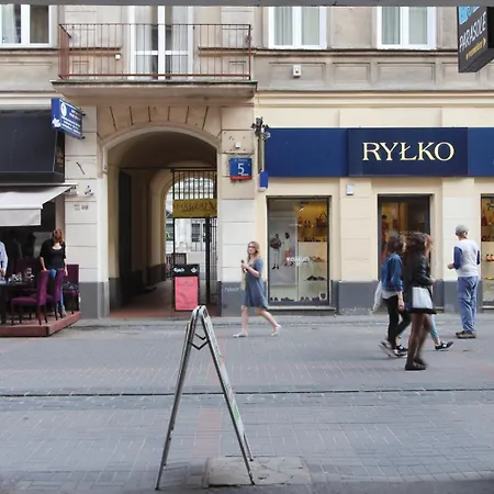 Art Dreams Chmielna 14 Varşova