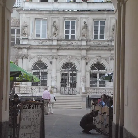 Apartament Art Dreams Chmielna 14 *